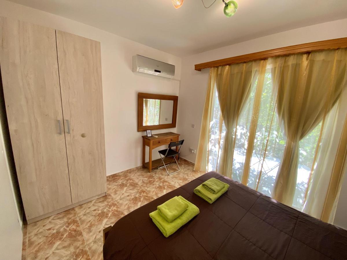 Moutallos Rooms Inn Homes Paphos Exterior foto